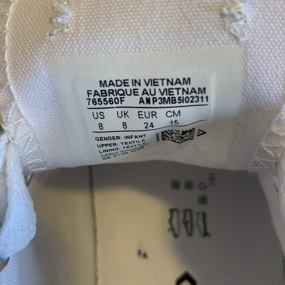 Converse Tie Dye Girls size 8 - Picture 3 of 4